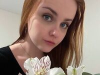 cam girl showing tits KendalOrsen