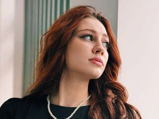 live webcam model KristinaGuernsey