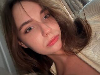 chatroom webcam pic KyungInguardsen
