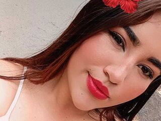 shaved pussy cam LauThompson