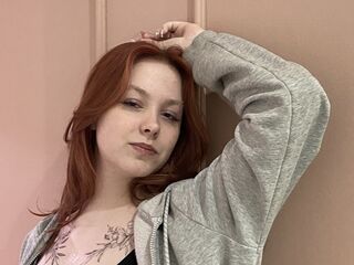 fingering cam slut LindaBenne
