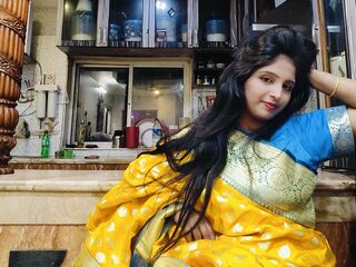naked cam girl photo MaahiKhan