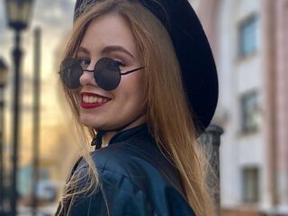 anal webcam sex MaiaOshman