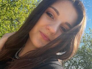 cam slut chat room MaryannaShumway