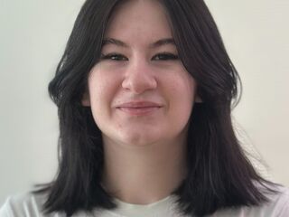 camgirl masturbating with sextoy MaymeSoptick