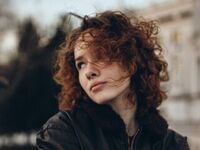 hot cam girl fingering shaved pussy MelisaEischens