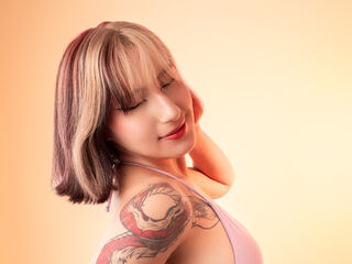 nude webcamgirl photo MelodyVox