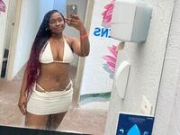 hot cam girl masturbating with dildo MishelDaza