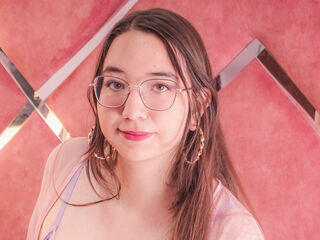 naked girl with webcam fingering NeluxRiveiro