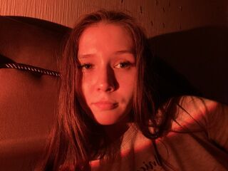 cam girl masturbating with dildo NguyetBuchetto