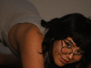chatroom cam NoemieBlanche