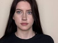 naked camgirl masturbating with dildo OssieMichard