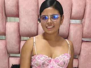 free web cam chat SalomeHarman