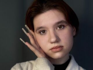 cam girl masturbating with vibrator SantanaJohanek