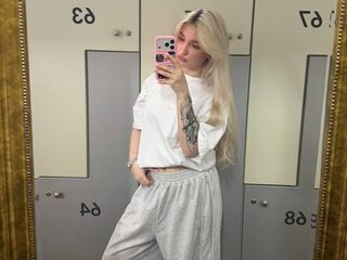 sexy camgirl chat ScarlettAndreula