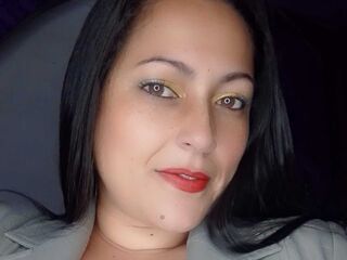 naughty camgirl masturbating with vibrator ScarlettBarnes