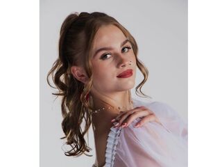 camslut masturbating SharriLangolf