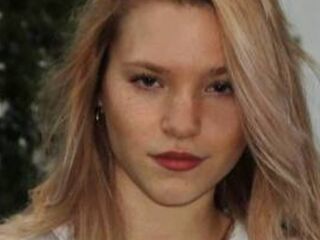 camslut fingering pussy ShawnCejka