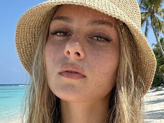 fingering girl cam StefaniBrowyn