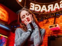 adult videochat room XeniaUsher