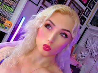 MadameBlonde